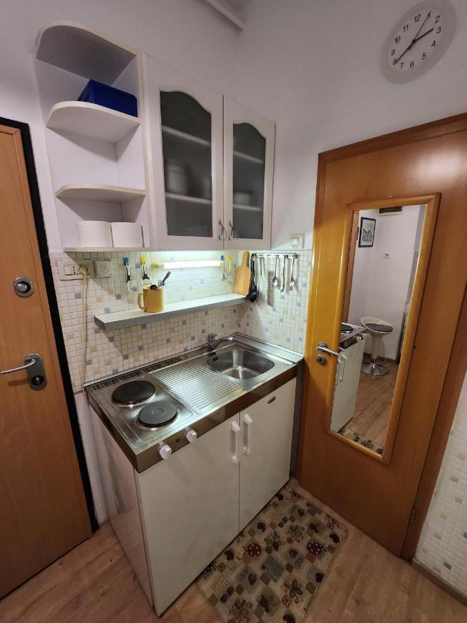 Studio Midtown Zagabria Esterno foto